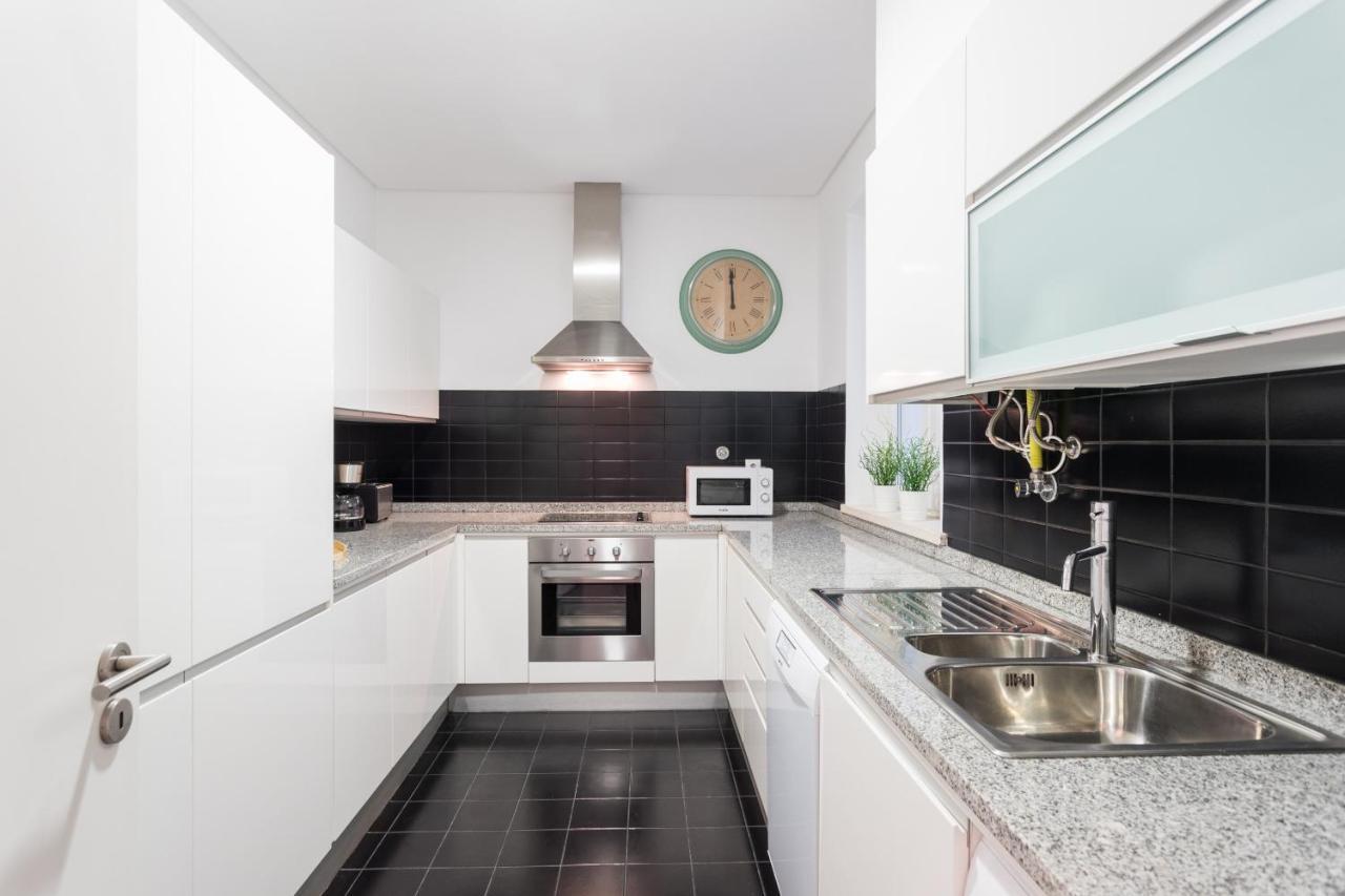 Flh Graca Spacious Flat Lisbon Exterior photo